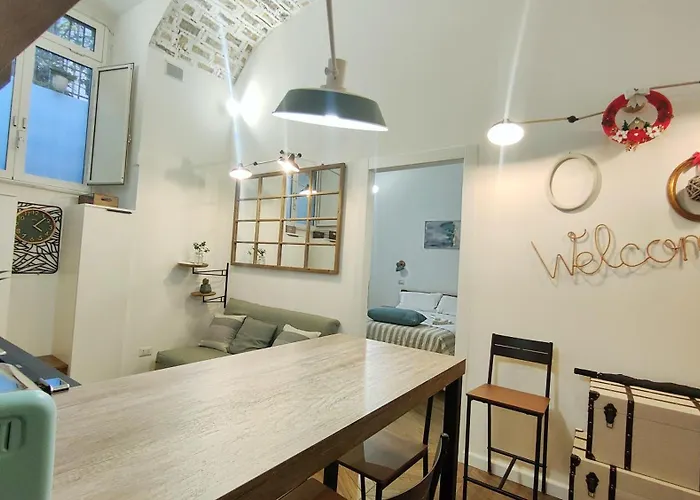 Vera Suite&apartment - Charming 3 Bedroom - 20min Walk From Colosseum Appartamento Roma