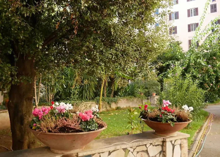 Appartamento Vera Suite&apartment - Charming 3 Bedroom - 20min Walk From Colosseum